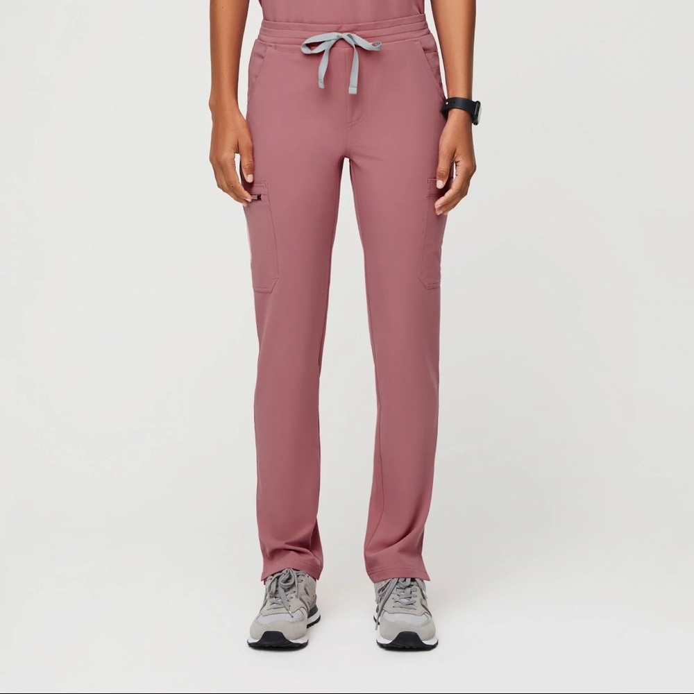 FIGS Mauve - Yola Scrub Bottoms
